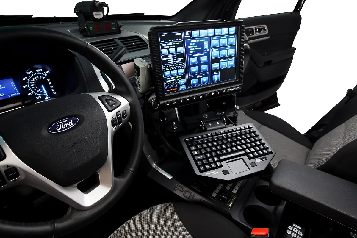 FordInterceptorUtlty-20