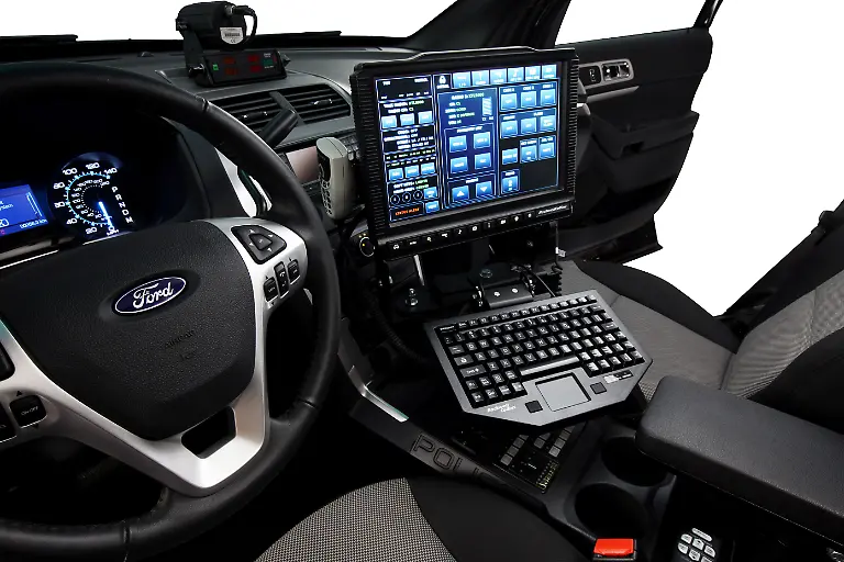 FordInterceptorUtlty-20