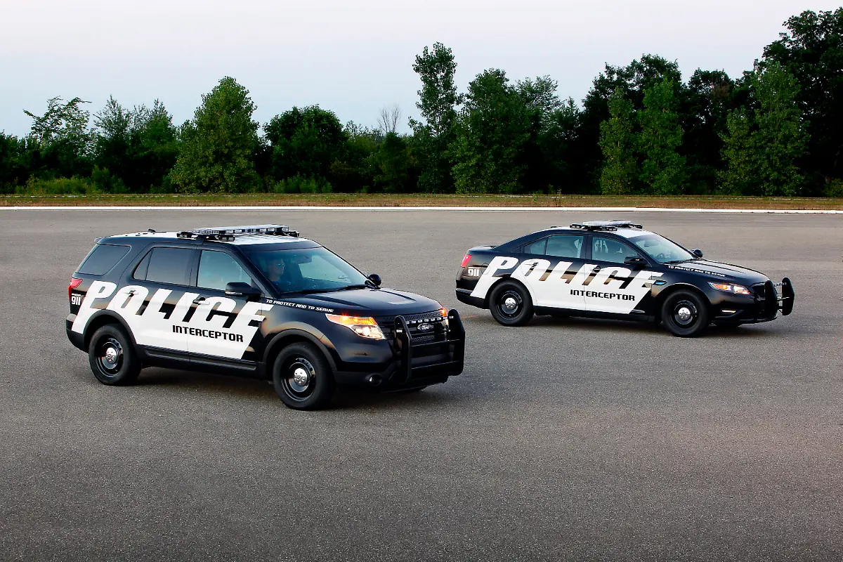 FordInterceptorUtlty-13