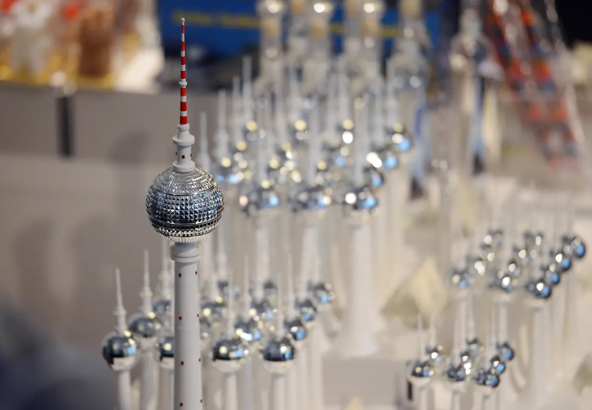 33uz5355-jpg6854303276967627530