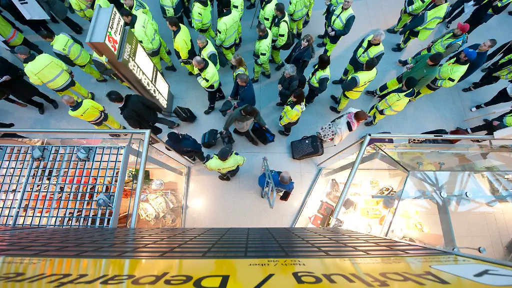 33uf4023-jpg6594138204066207865