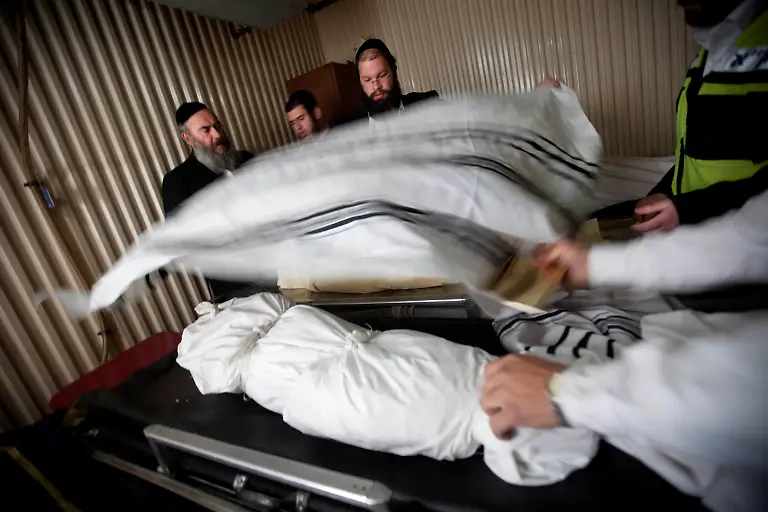 DAB1187-20120321-jpg1073525710216730976