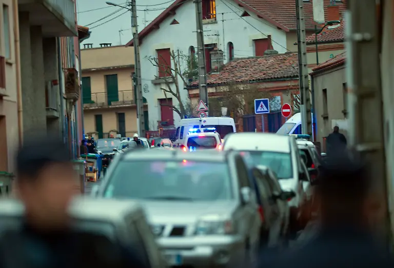 DAB1205-20120321-jpg5168918126864153854