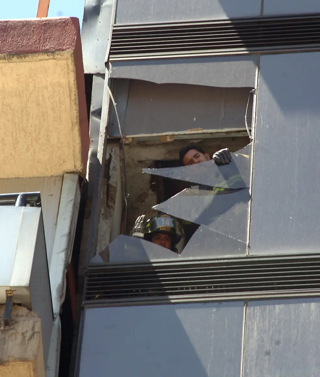 33ql2425-jpg6620039365808711873