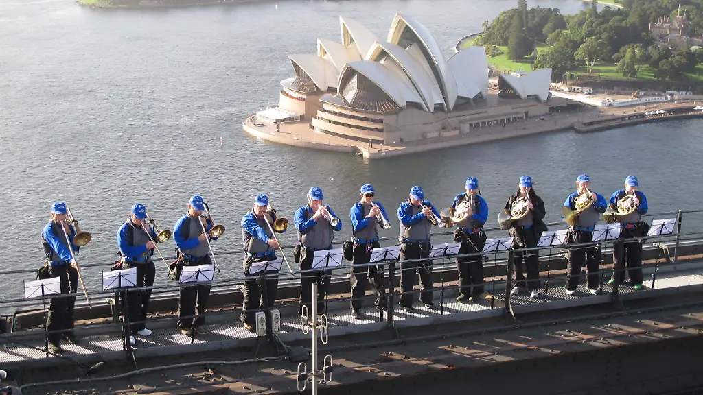 2012-03-19T073529Z-01-SYD01-RTRMDNP-3-AUSTRALIA-JPG6317133953640086872