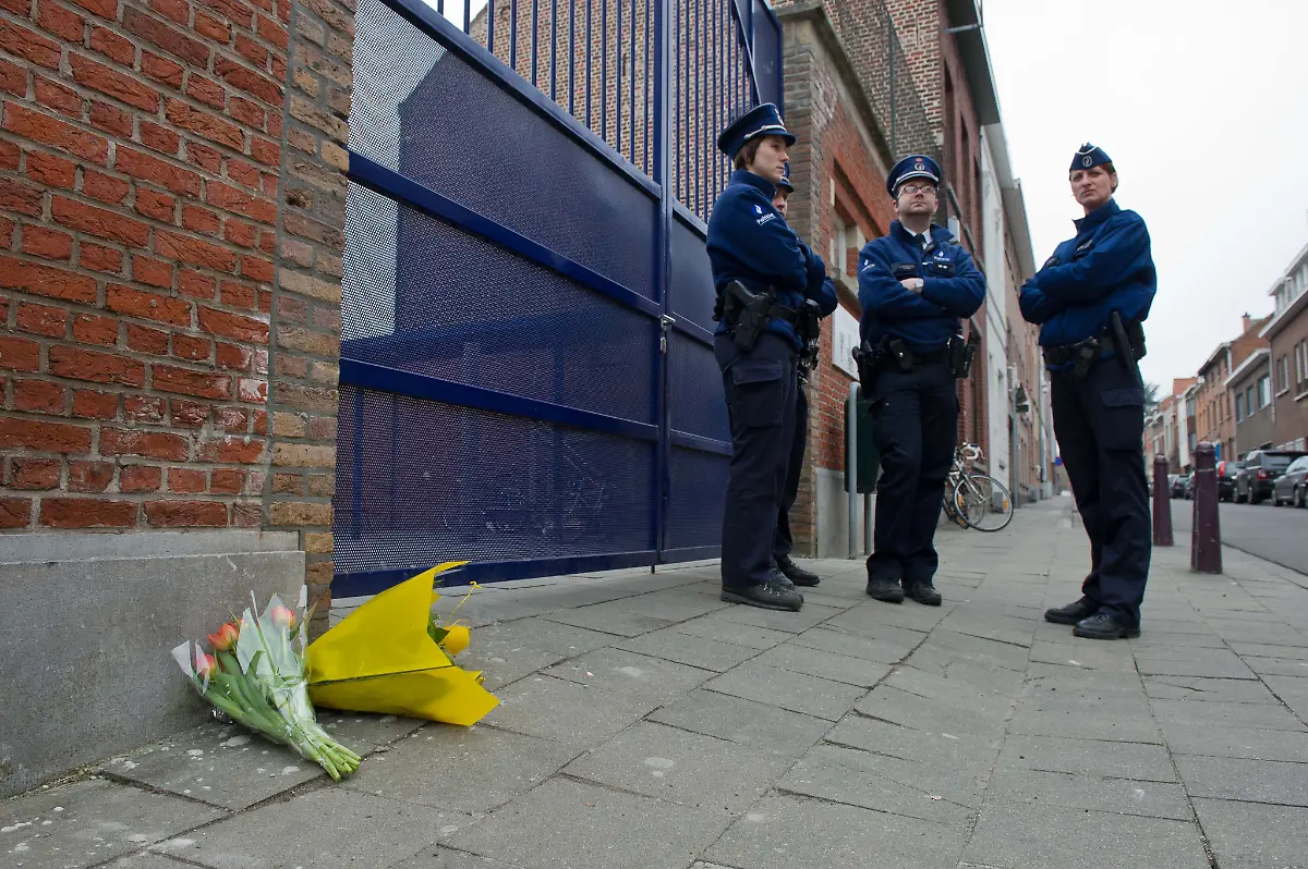 DAB3057-20120314-jpg9160707553303218984