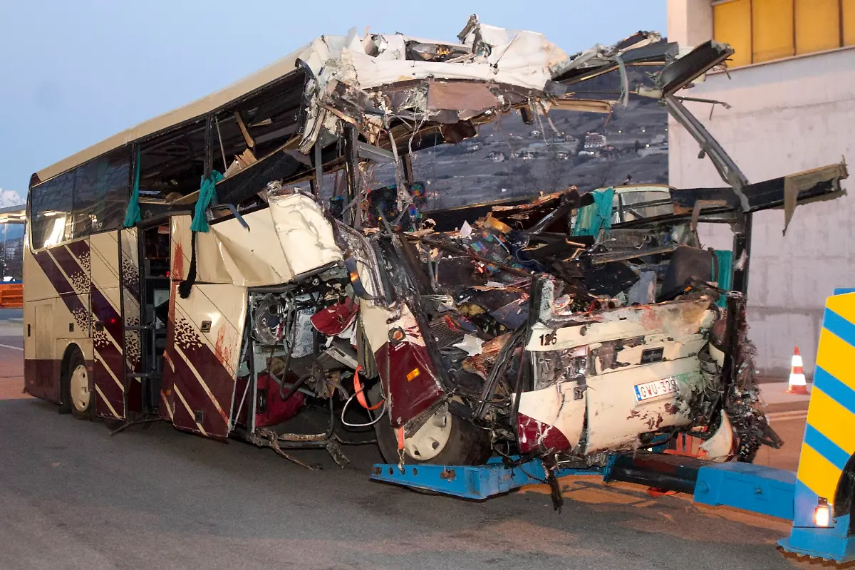 33m81244-jpg7872333247962151747