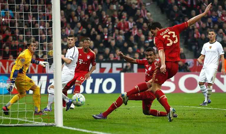 2012-03-13T210503Z-01-CHM12-RTRMDNP-3-SOCCER-CHAMPIONS-JPG3371102452427806363