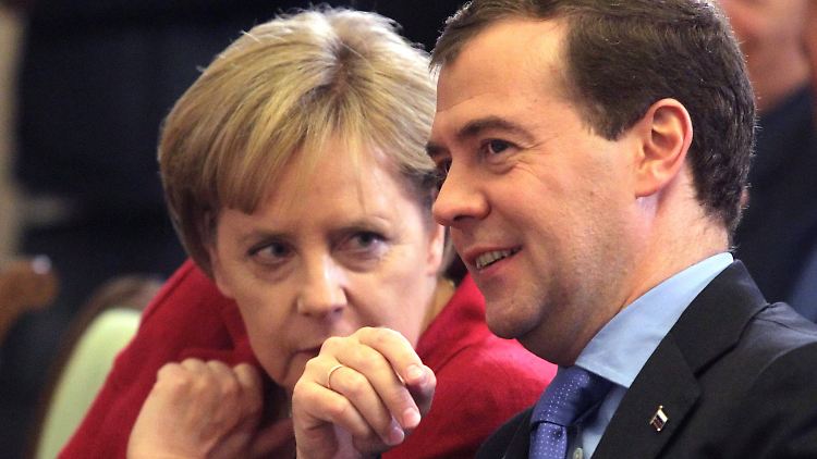 Treffen sich in Hannover: Bundeskanzlerin Angela Merkel und Russlands Präsident Dimitri Medwedew.