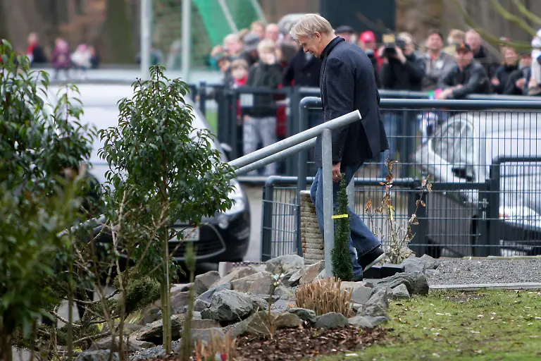 33kc2508-jpg311162771201279510