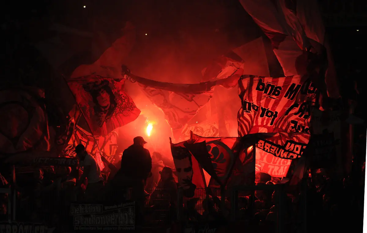 33j91439-jpg6709413933648729542