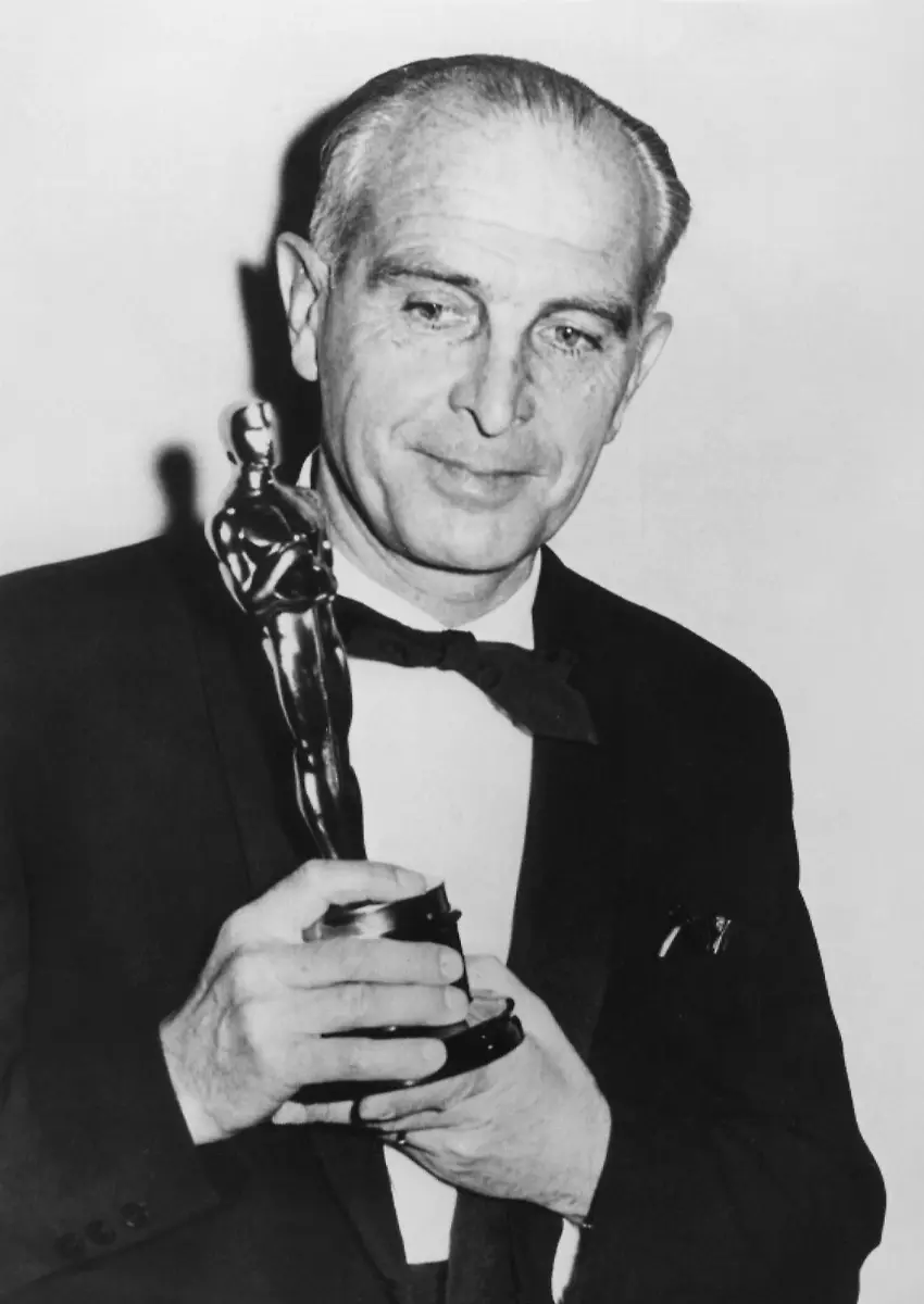 33i50051-jpg1446748554461527167