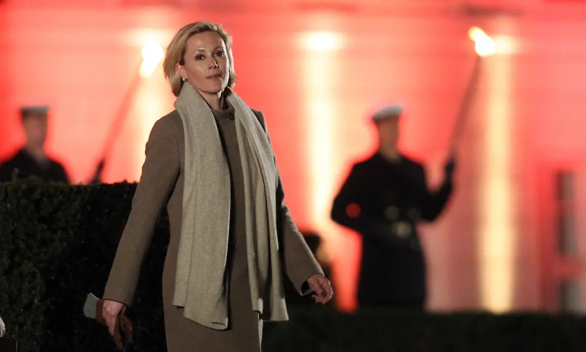 33ij1918-jpg4590634761281951240