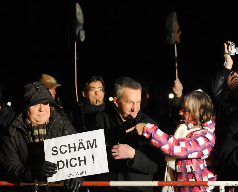 33ij5613-jpg1011794274706116627