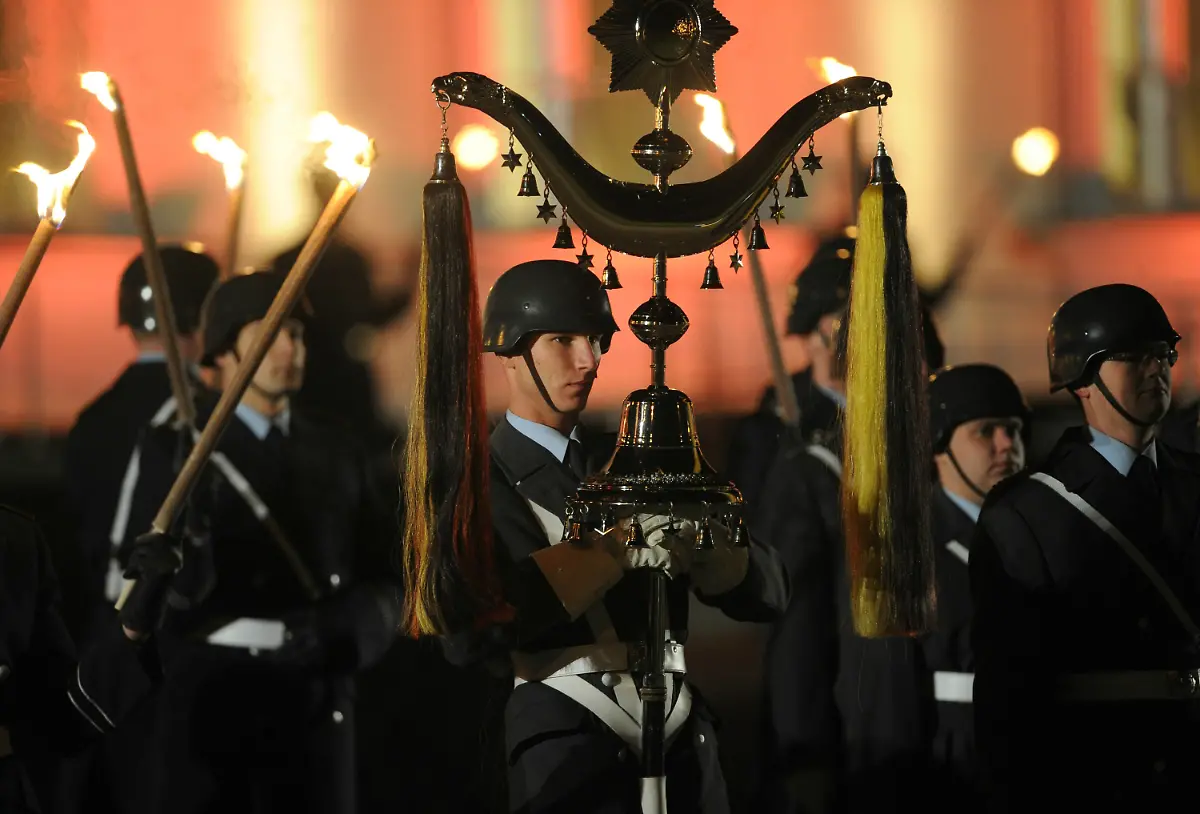 33ij2612-jpg4233494746961634772