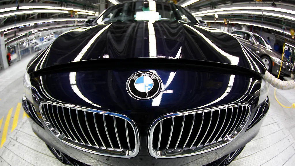 2012-03-06T174925Z-01-REH01-RTRMDNP-3-GERMANY-JPG4549307941189843366