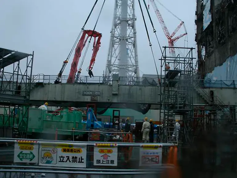 2012-03-06T123101Z-01-TOK902-RTRMDNP-3-JAPAN-JPG5273179702476544436