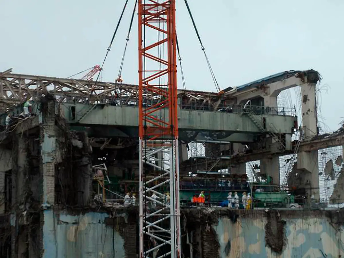 2012-03-06T130359Z-01-TOK901R-RTRMDNP-3-JAPAN-JPG4365638099016911713