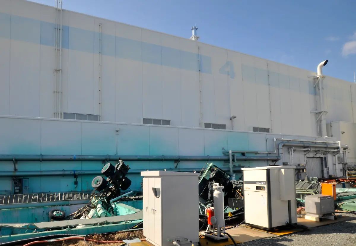 DAB1699-20120228-jpg1922293755056838968