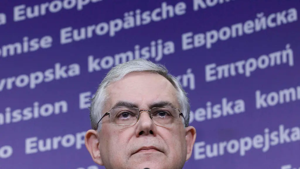 2012-02-29T172959Z-01-YH37-RTRMDNP-3-EUROPE-GREECE-JPG2304619062484520717