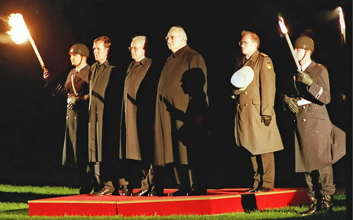 kohl-zapfenstreich-1