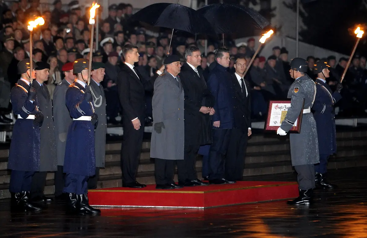 jung-zapfenstreich-1