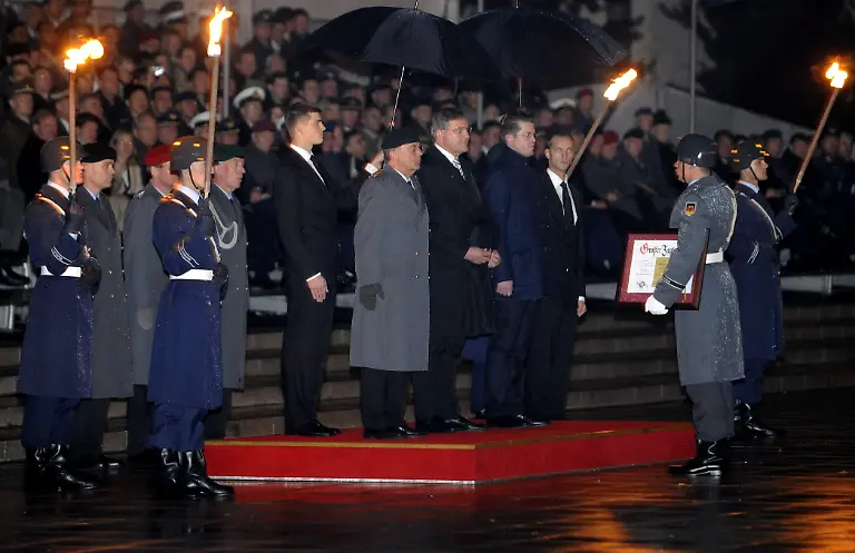 jung-zapfenstreich-1