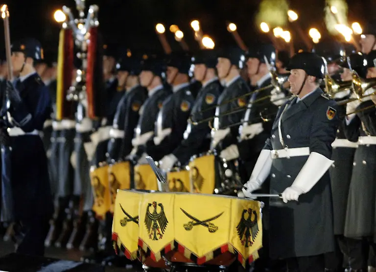 struck-zapfenstreich-2