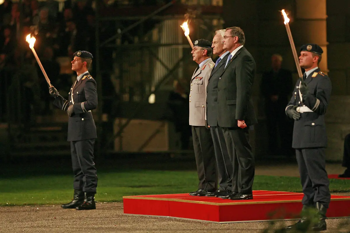 stoiber-zapfenstreich-2