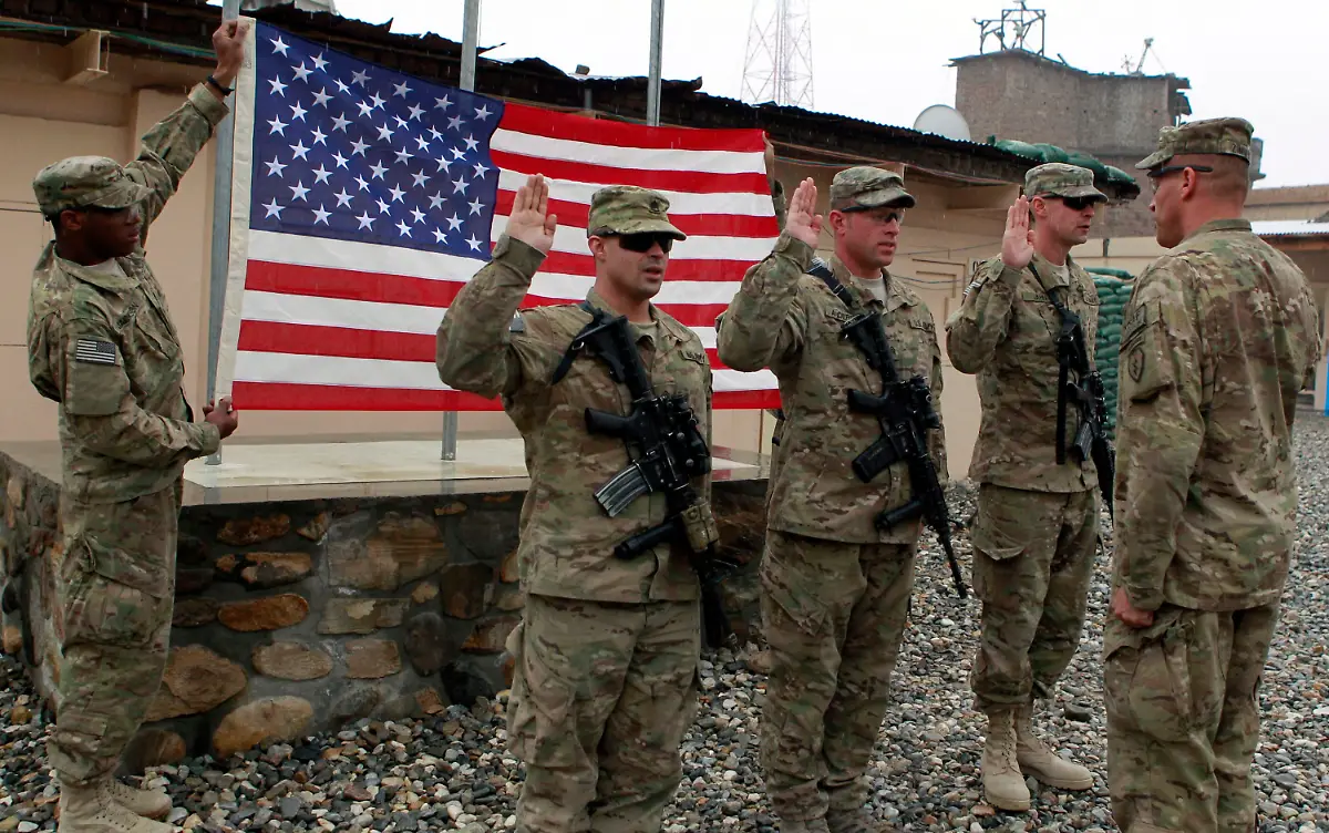 2012-03-04T122650Z-01-EDC602-RTRMDNP-3-AFGHANISTAN-JPG11064607958095632