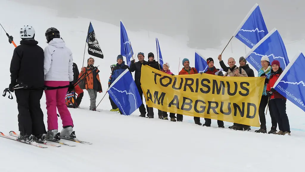 33fp0438-jpg2528344679676988385