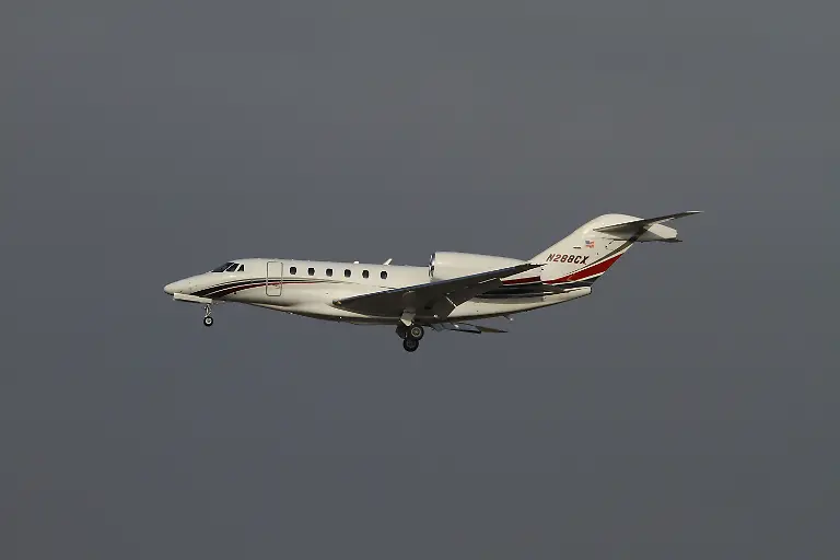 33ei5153-jpg5958568385070750409