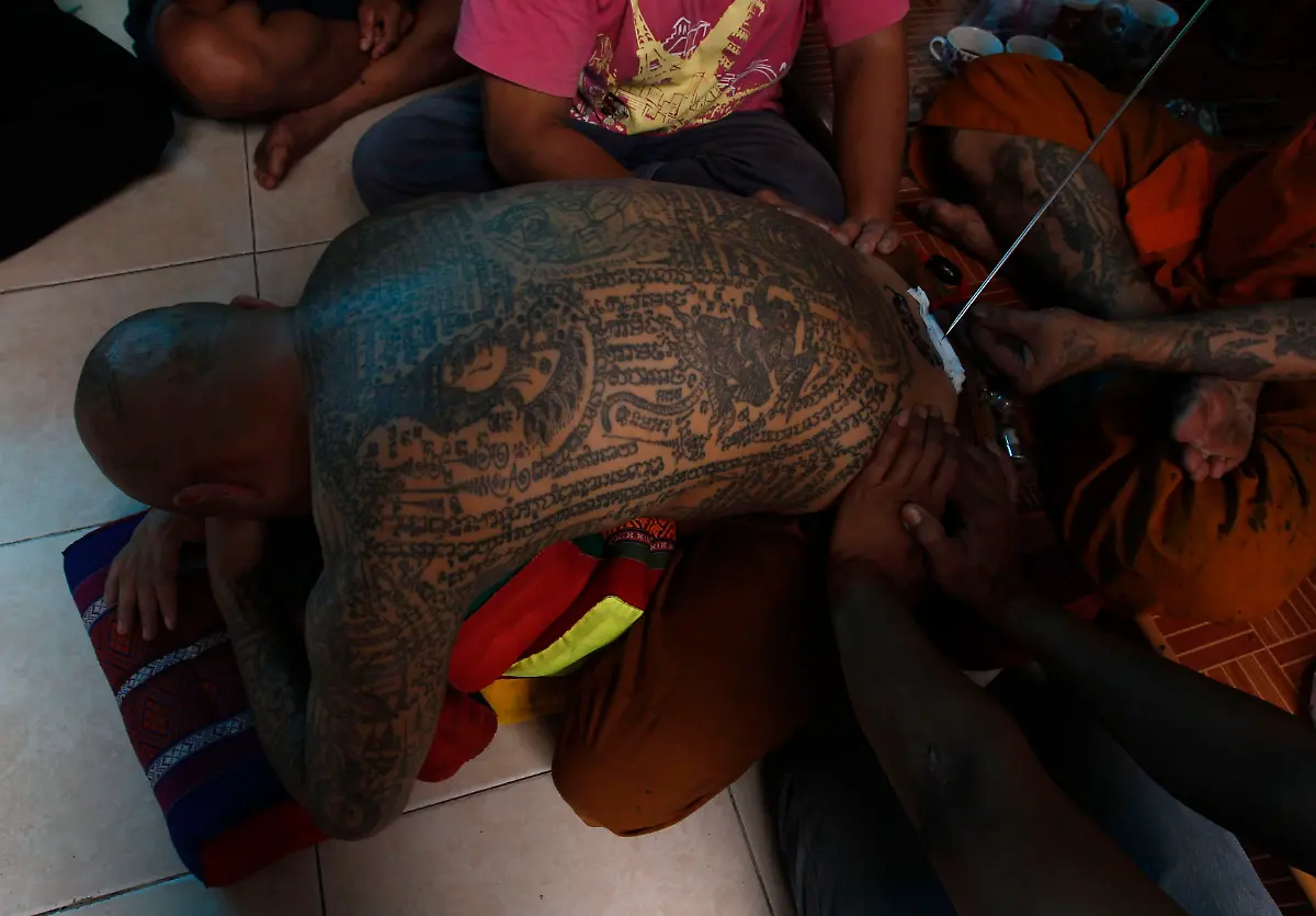 2012-03-02T105024Z-01-BAN01-RTRMDNP-3-THAILAND-JPG394032287974658414