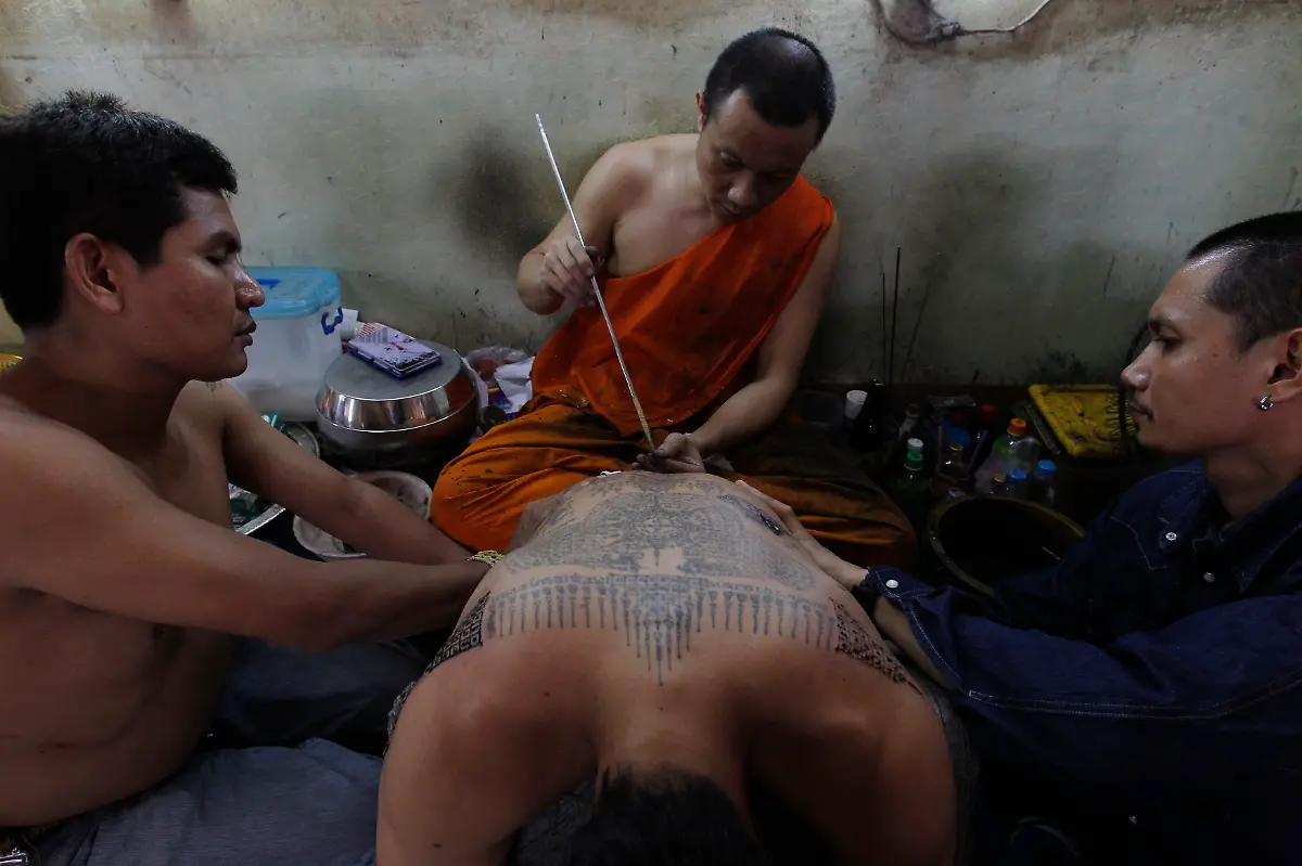 2012-03-02T105926Z-01-BAN07-RTRMDNP-3-THAILAND-JPG3353773651877290662