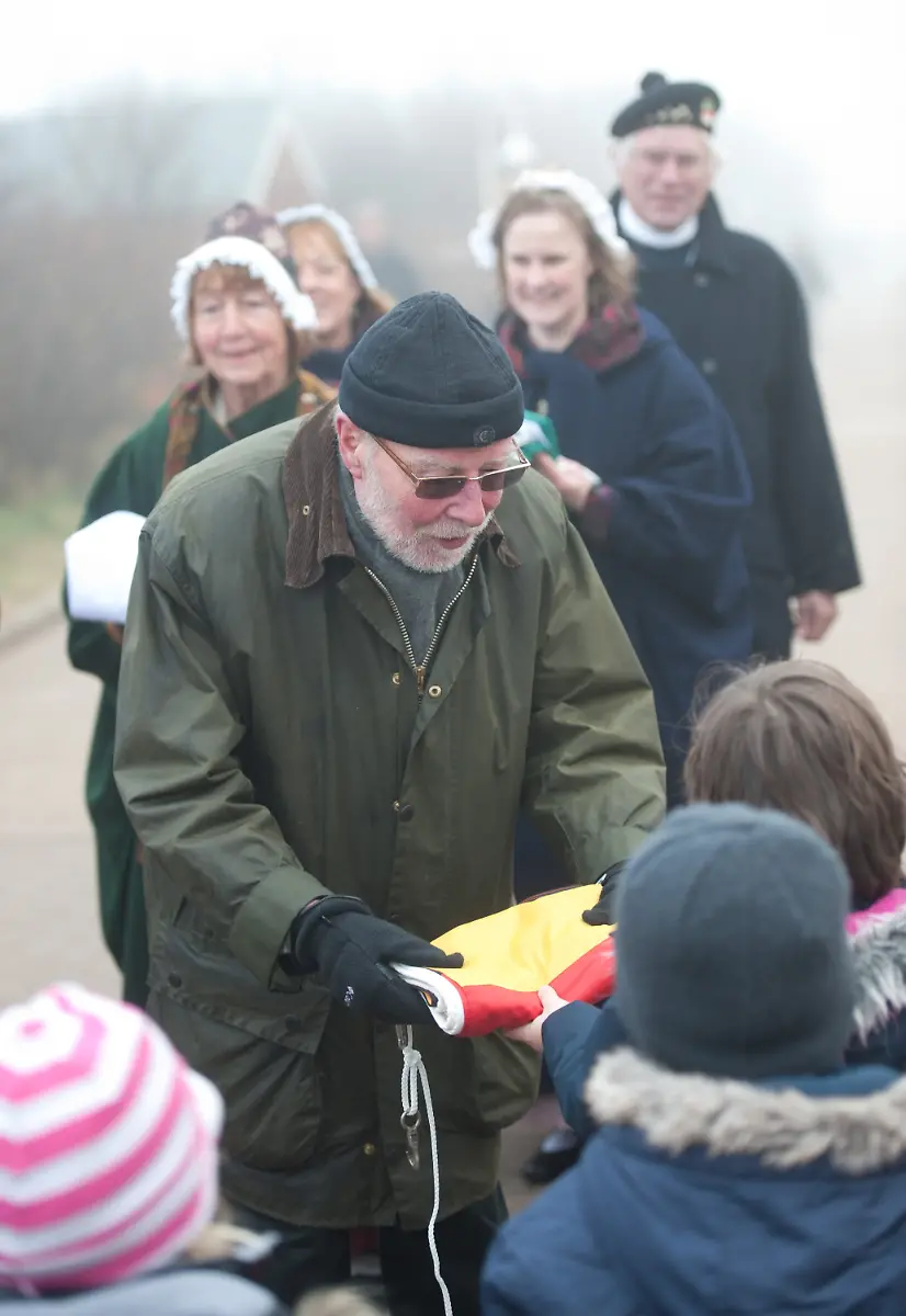 33ds5052-jpg5994145296274282792