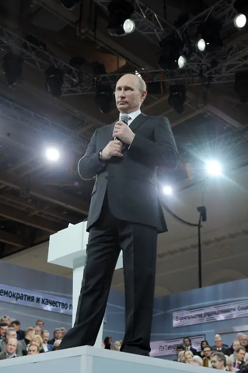 2012-02-29T163000Z-01-MOS22-RTRMDNP-3-RUSSIA-JPG4805616887481897613