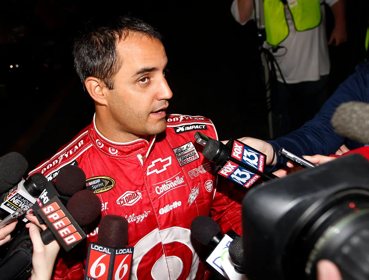 2012-02-28T042006Z-01-DAY39-RTRMDNP-3-DAYTONA-JPG7715057177836212688