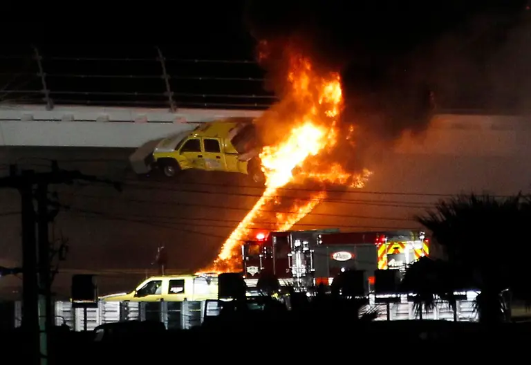 2012-02-28T041625Z-01-DAY44-RTRMDNP-3-DAYTONA-JPG2855143466364817671