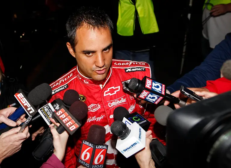 2012-02-28T042439Z-01-DAY35-RTRMDNP-3-DAYTONA-JPG4608798760203046534