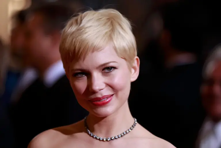 2012-02-27T024734Z-01-OSC648-RTRMDNP-3-OSCARS-JPG8260179588405358641