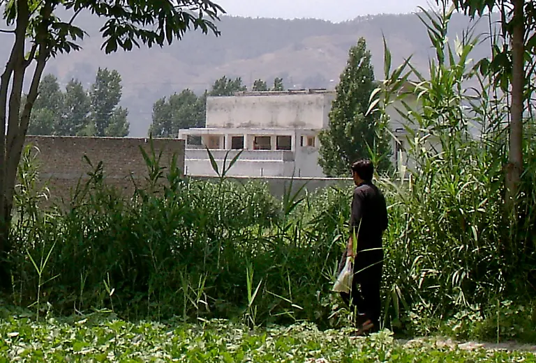 DAB2750-20120225-jpg7840726375755243888