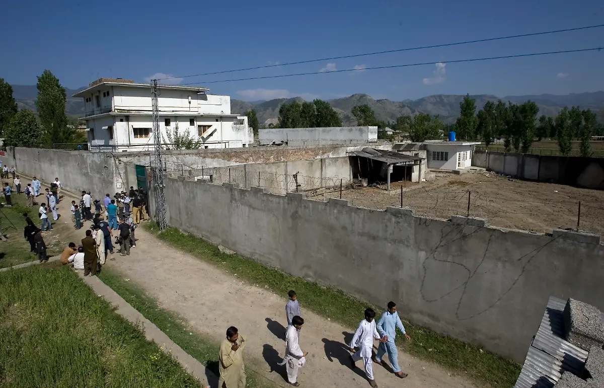 DAB2998-20120225-jpg7625147509939433213