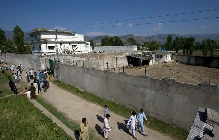 DAB2998-20120225-jpg7625147509939433213