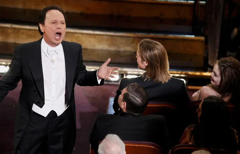 2012-02-27T014714Z-01-OSC60-RTRMDNP-3-OSCARS-JPG4870490055698227913