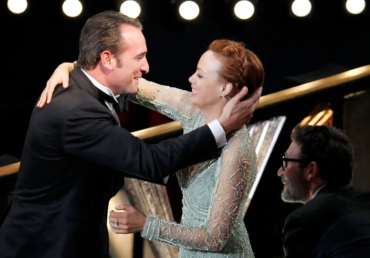 2012-02-27T042517Z-01-OSC322-RTRMDNP-3-OSCARS-JPG7322973884673702041