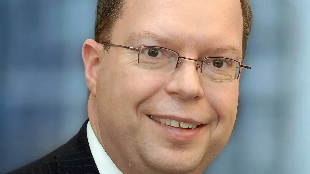 33870008-jpg1816395980299580640