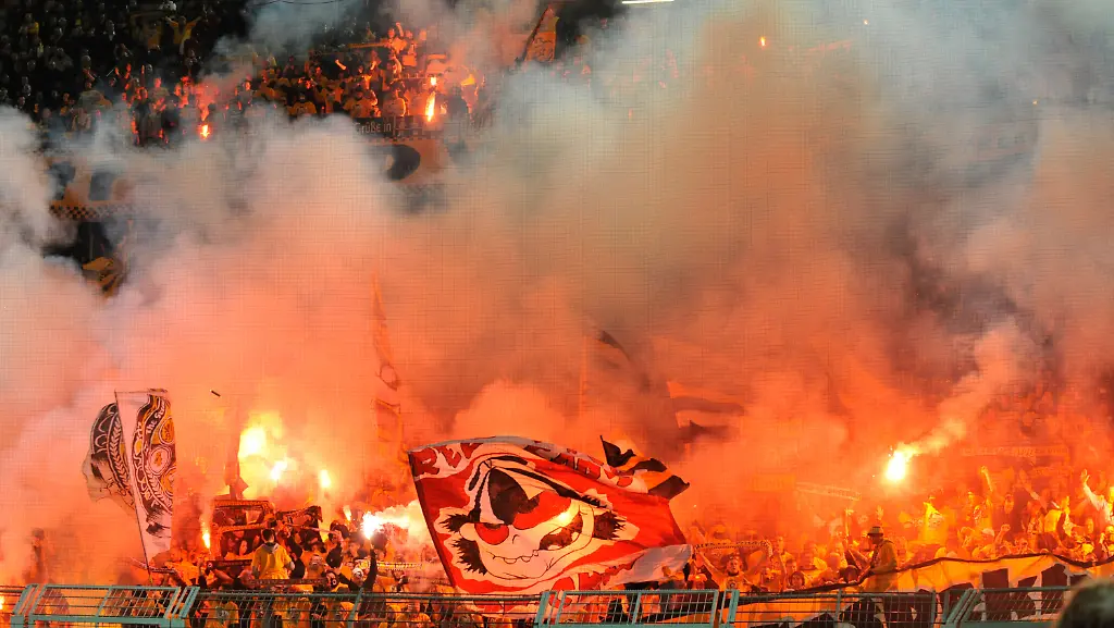 337p2419-jpg4652156289405184795