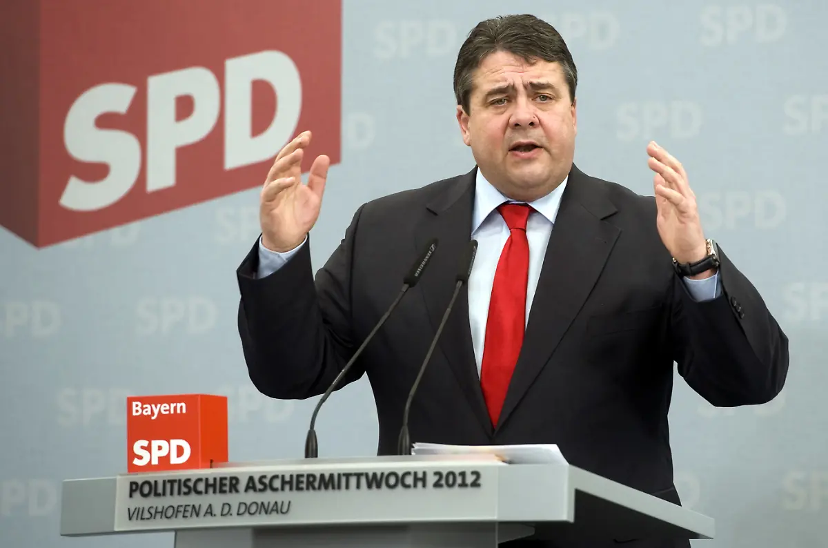 DI10139-20120222-jpg1960554986879126616