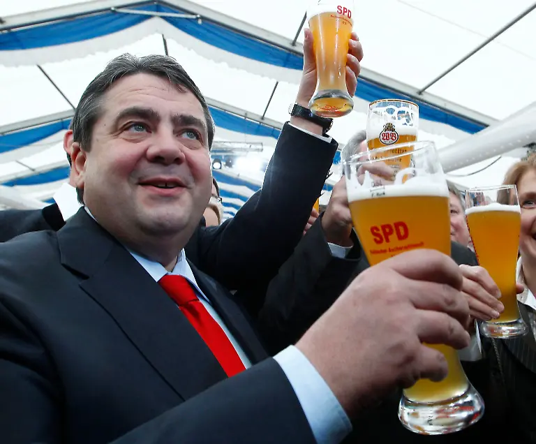 2012-02-22T130307Z-01-REH18-RTRMDNP-3-GERMANY-JPG8592229483193284250