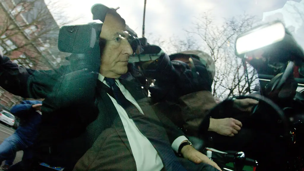 33693242-jpg4129287468622941291